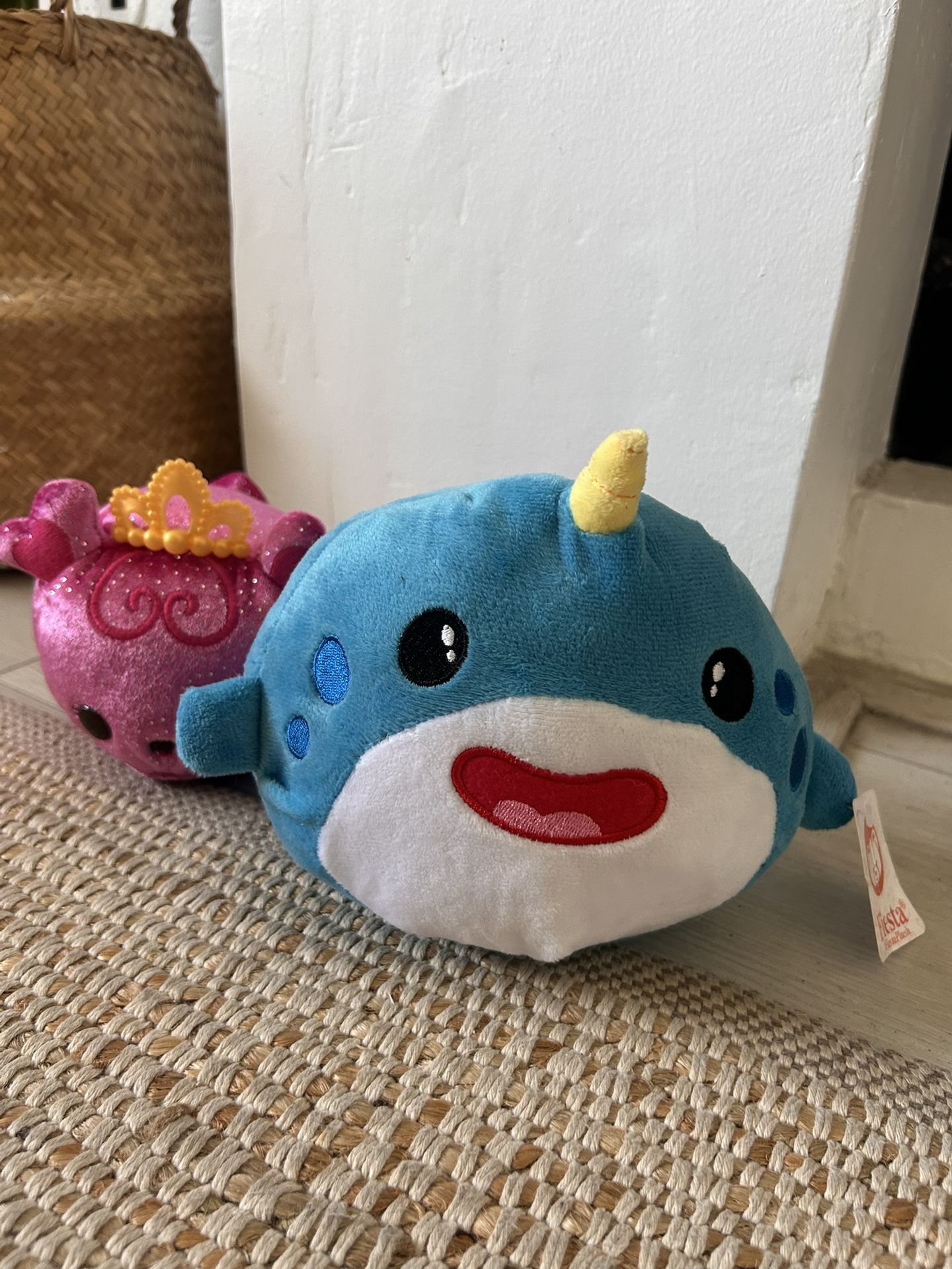 Fiesta Toys Cutie Beans Gumball 6.5 Blue Narwhal Plush Stuffed Animal & Num Noms Queen Raz Bear/Raspberry Princess Plush