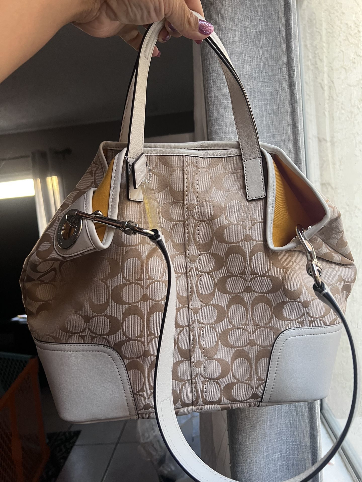 Coach Signature Bag Excellent Used Condition