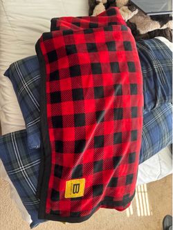Big Blanket-Original Stretch Black and Red Plaid