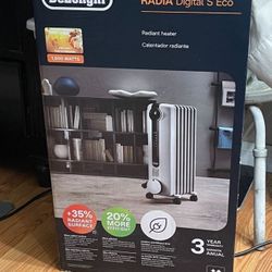 DeLonghi Oil-Filled Radiator Heater