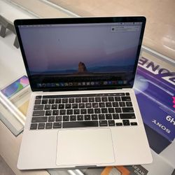 MacBook Pro 2020 I5 16ram 512gb 