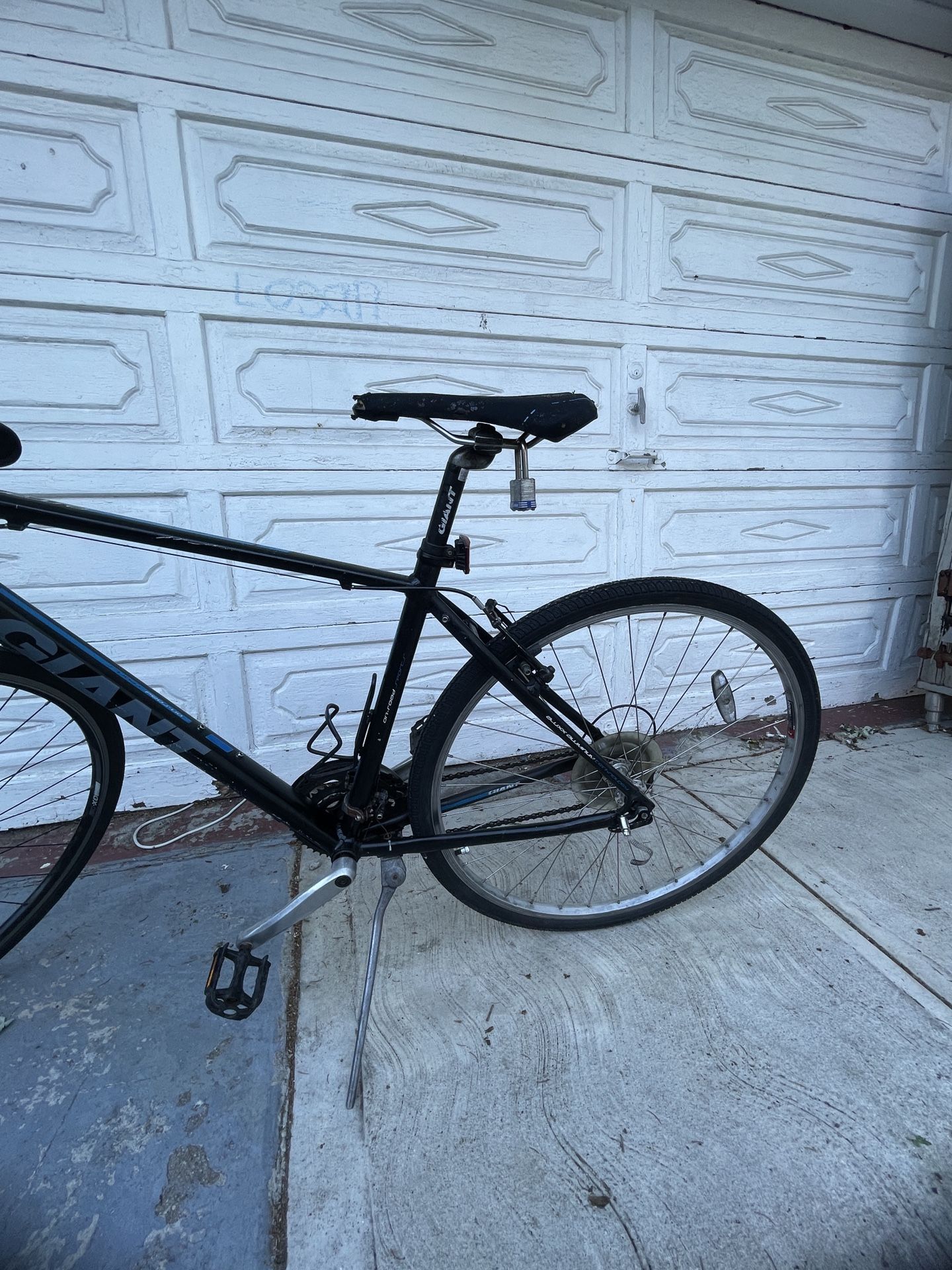 Giant Road Bike