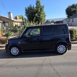 2005 Scion Xb 