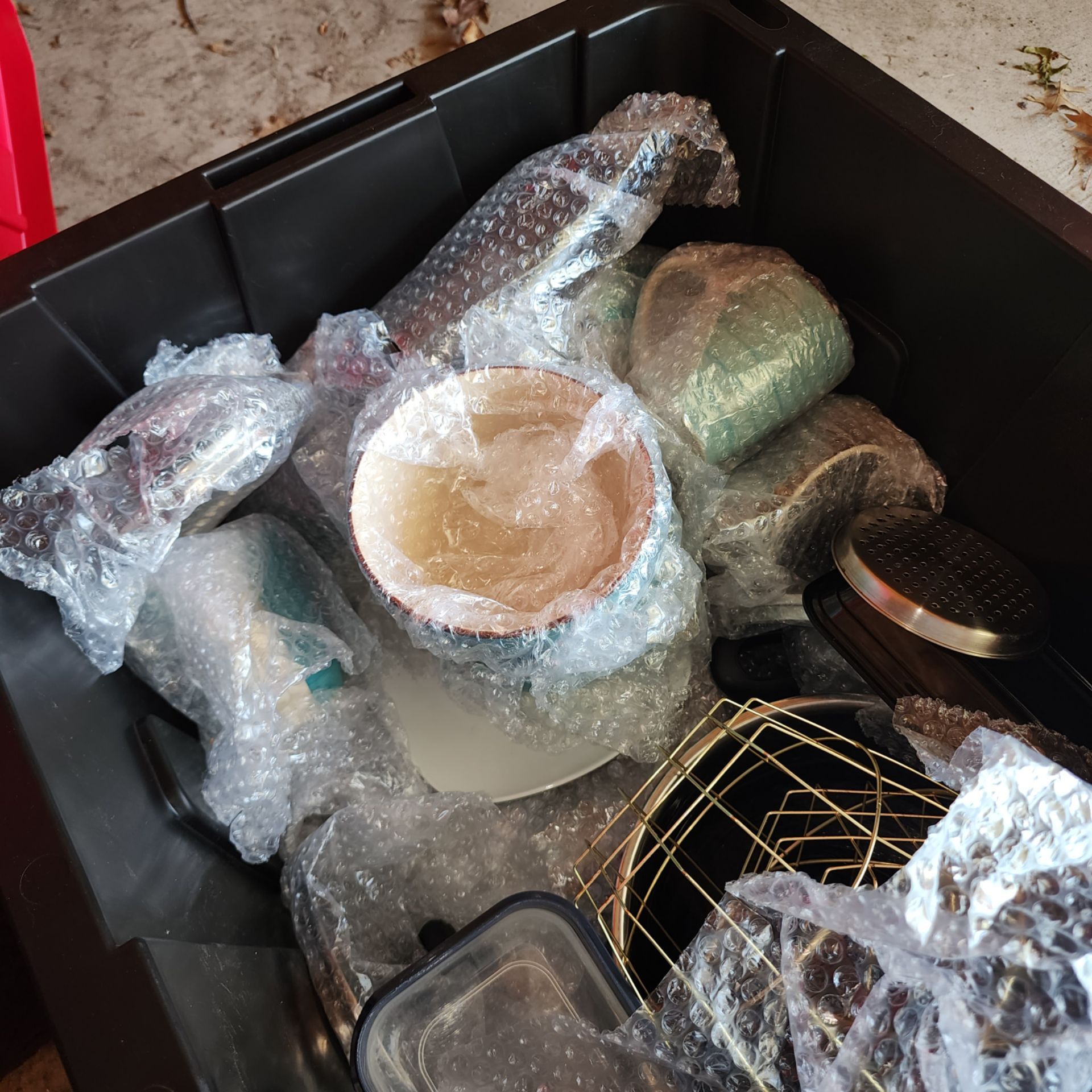 Complete dish set