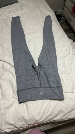 lulu lemon size 4 en buenas condiciones