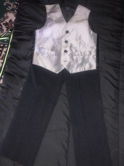 Kids dress clothes (Size6)