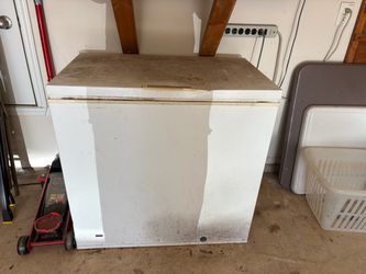 Frigidaire freezer