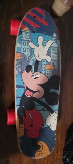 Mickey mouse skateboard