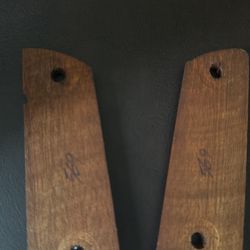 1911 Wood Grips