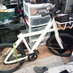 Brand New Vanmoof Bike