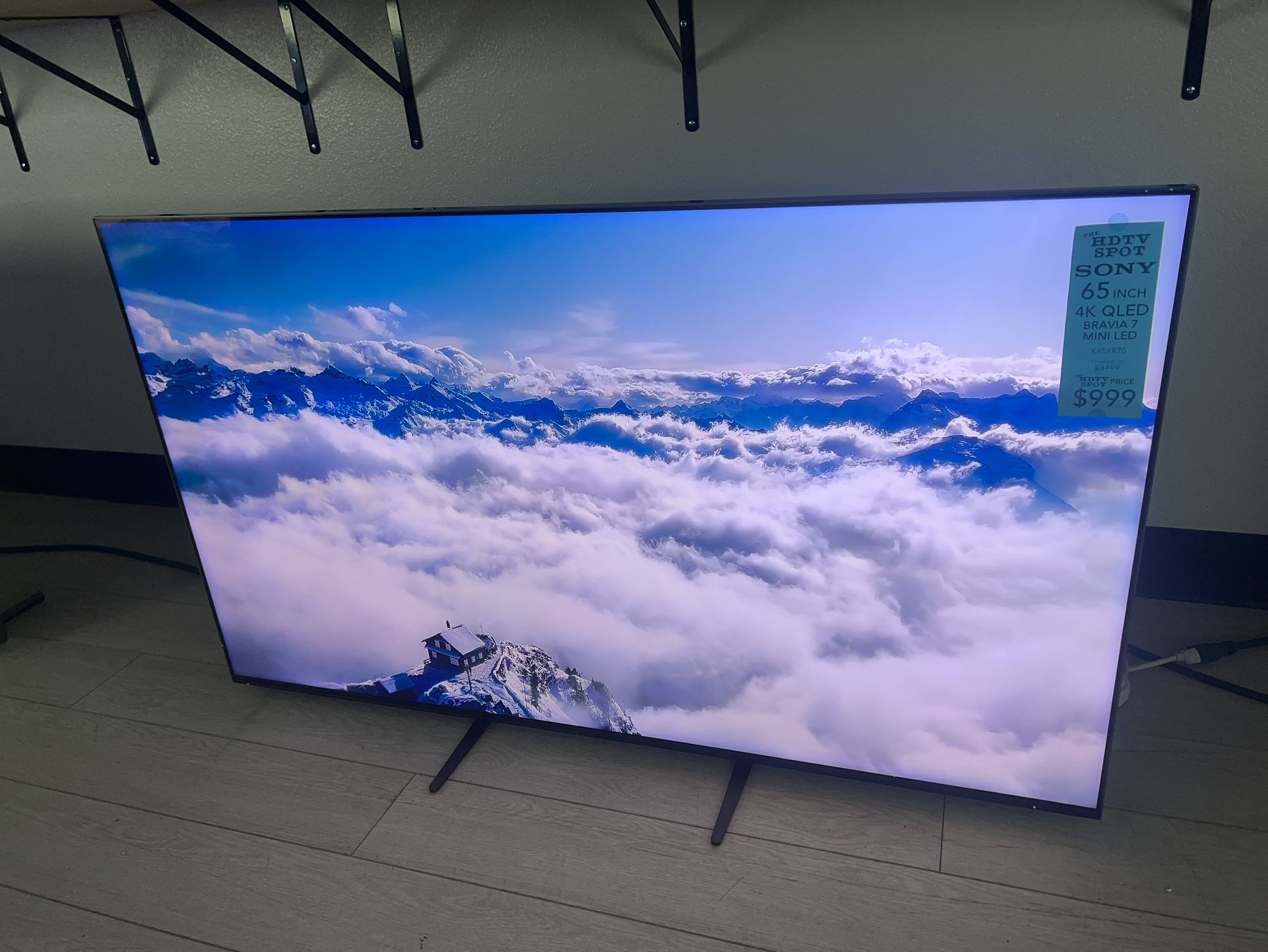 Sony 65-inch smart tv Qled Bravia 7 mini led