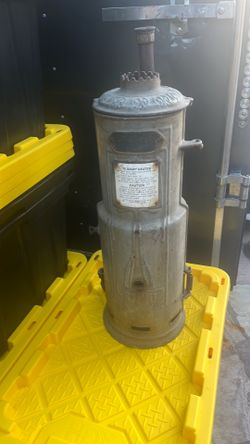 Antique gas water heater