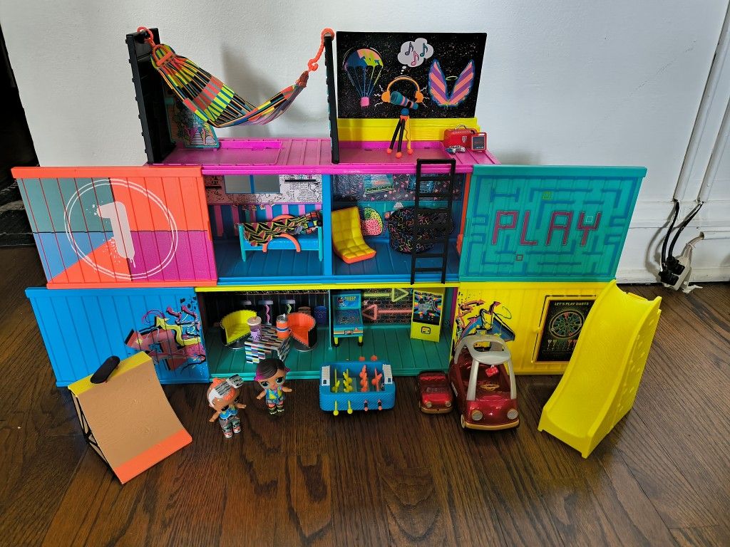 LOL Surprise Clubhouse Playset OBO