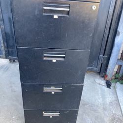 File cabinet 