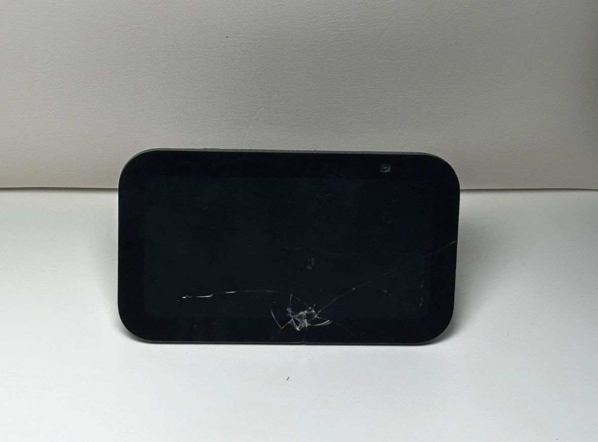 Amazon Echo Show 5 3rd Gen Smart Display Speaker Charcoal Black.