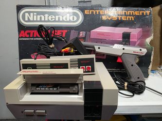 NES in Box CASH ONLY MEETUP ONLY