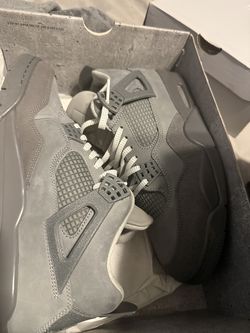 Wet cement