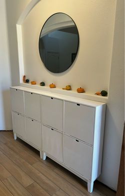 2 shoe cabinets w/ 4 compartments each
