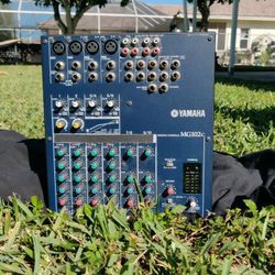 Yamaha Mixing Console Mg 102c