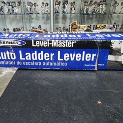 Werner Master Automatic Ladder Leveler - PK80-2