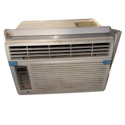 Zenith Air Conditioner 6500 BTU 