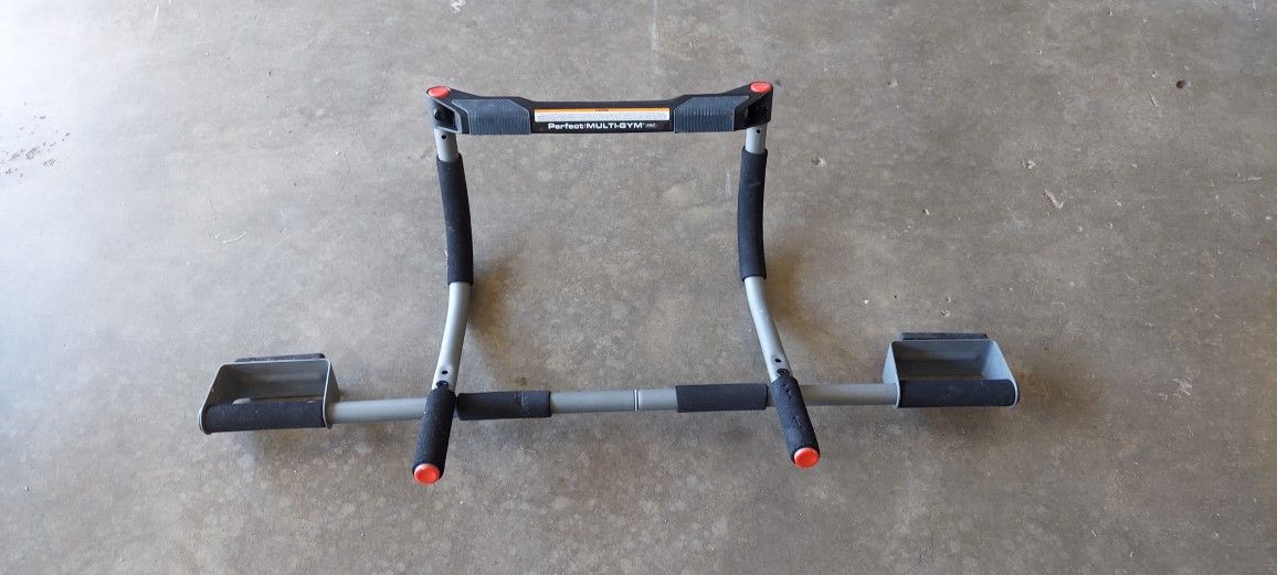 Perfect Fitness Multi-Gym Doorway Pull Up Bar