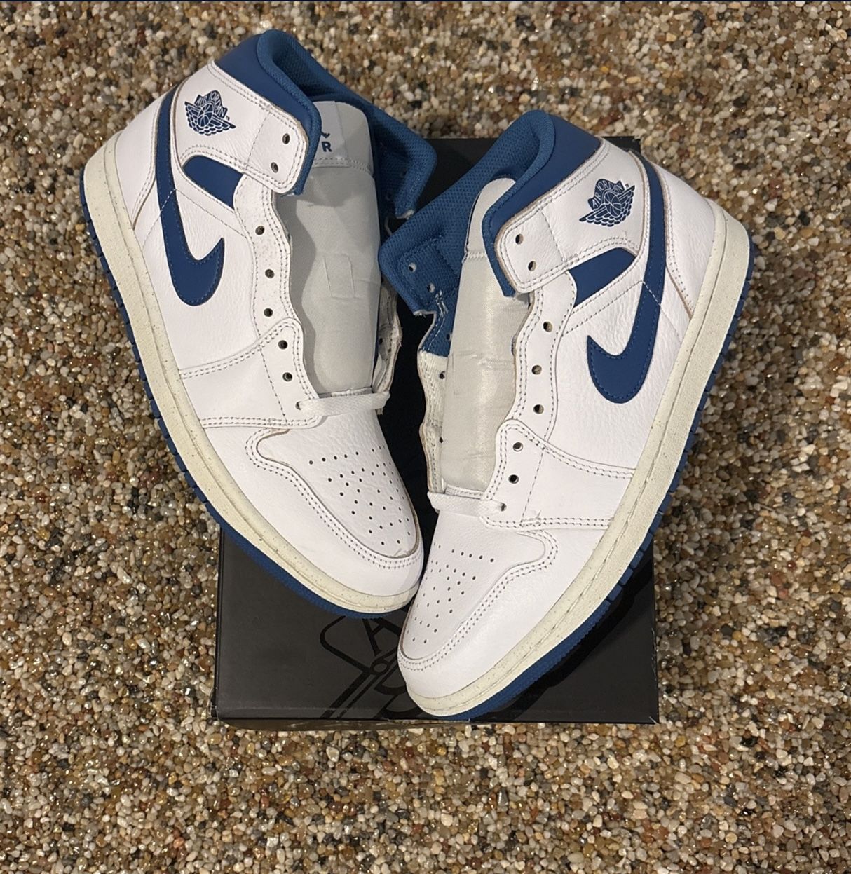 (Brand New/DS) Jordan 1 Mid Industrial Blue // Size 12
