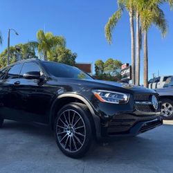 2022 MERCEDES GLC 300 $3500 DP