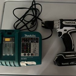 Makita Drill with Battery Charger 