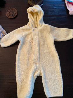 Thick onesie Carter’s 3-6 month