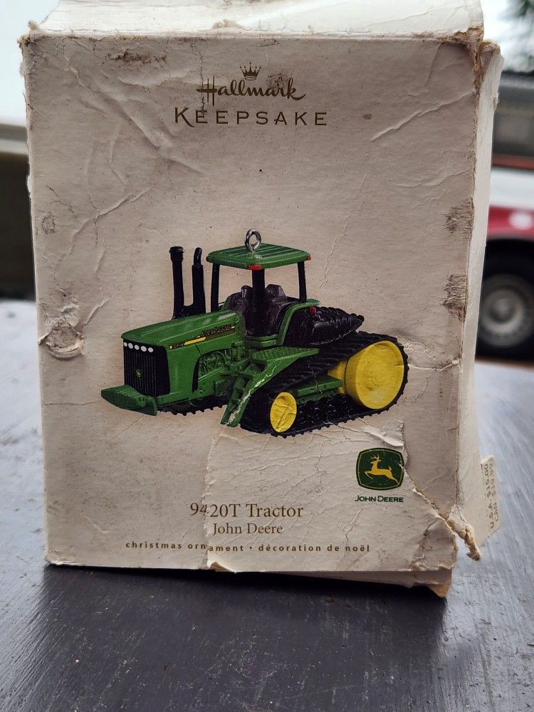 John Deer Tractor Collector's Christmas Ornament 