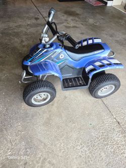 Razor 4 wheeler (electric)
