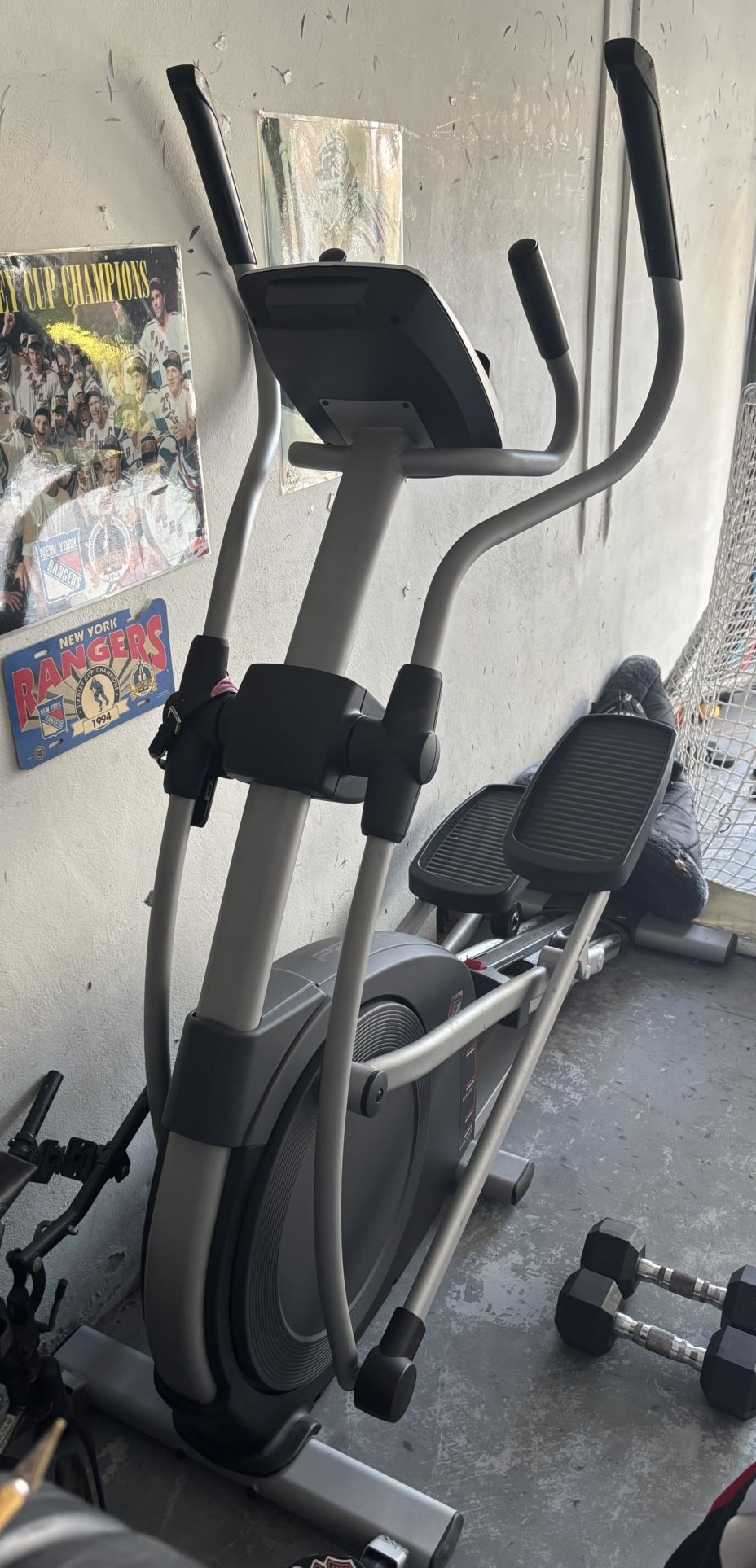 Elliptical machine