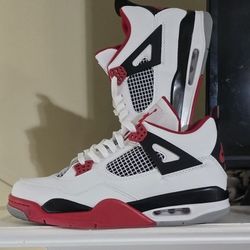 Air Jordan 4