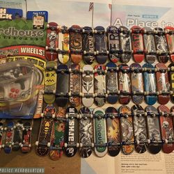 Tech Deck Skateboard Bundle