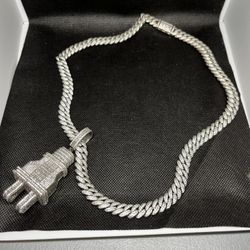 THE PLUG Diamond Chain 