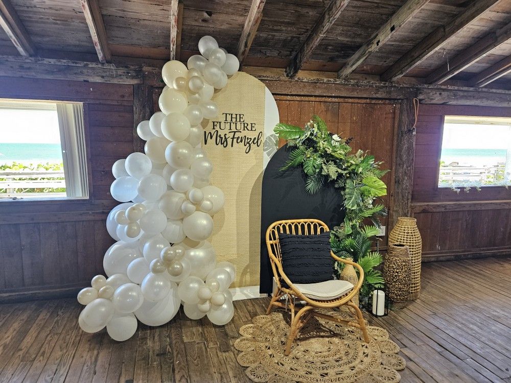 Handmade Arches With Stands