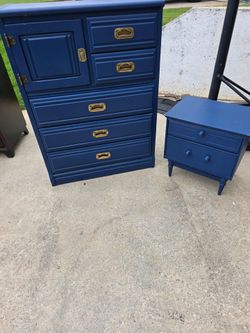 Dresser set