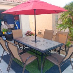 Patio Set Table And  6 Chairs With Umbrela 