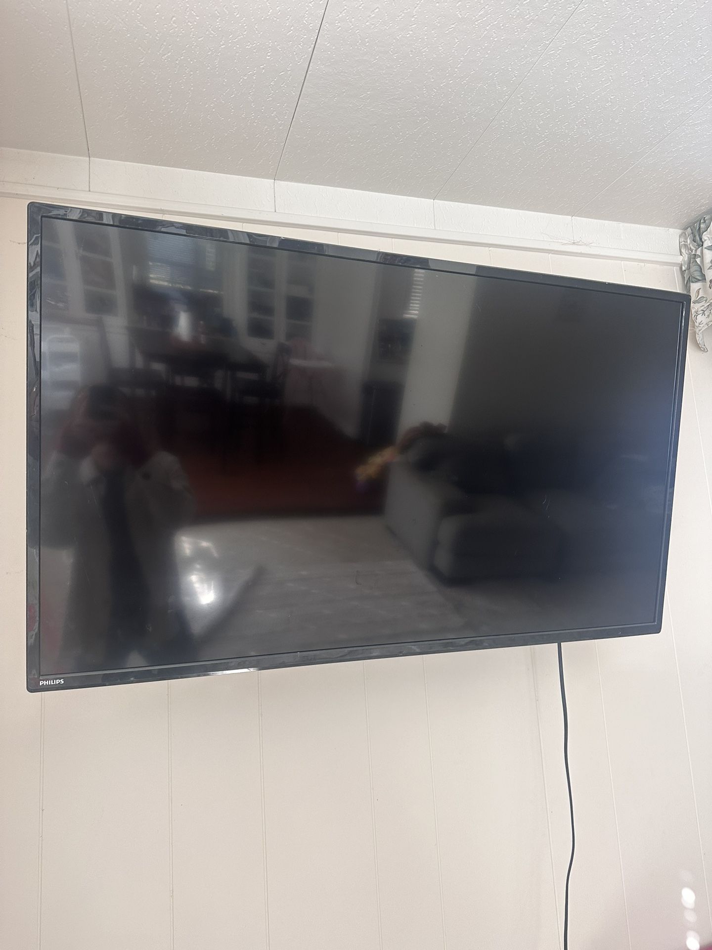 55inch PHILIPS Flatscreen Tv