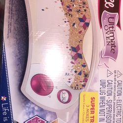 Easy Bake Ultimate Baking Star Kid’s Oven