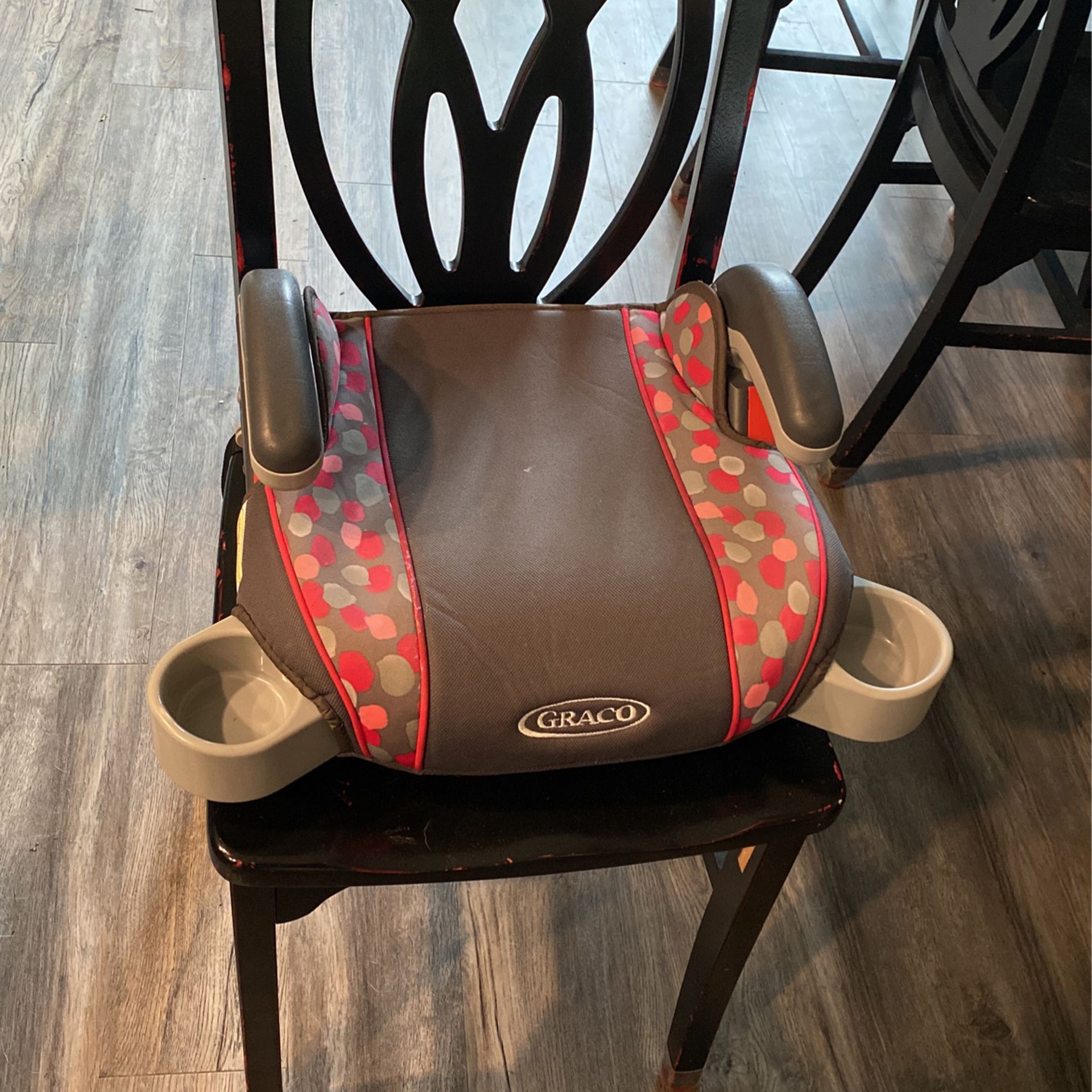 Graco Booster Seat With 2 Cup Holders