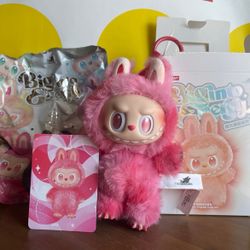 Pop Mart Labubu Big Into Energy - LOVE (New, not used) 