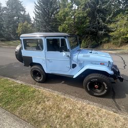 1974 Toyota Landcruiser FJ40