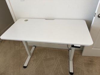 White Electric Adjustable Standing Desk and Chair