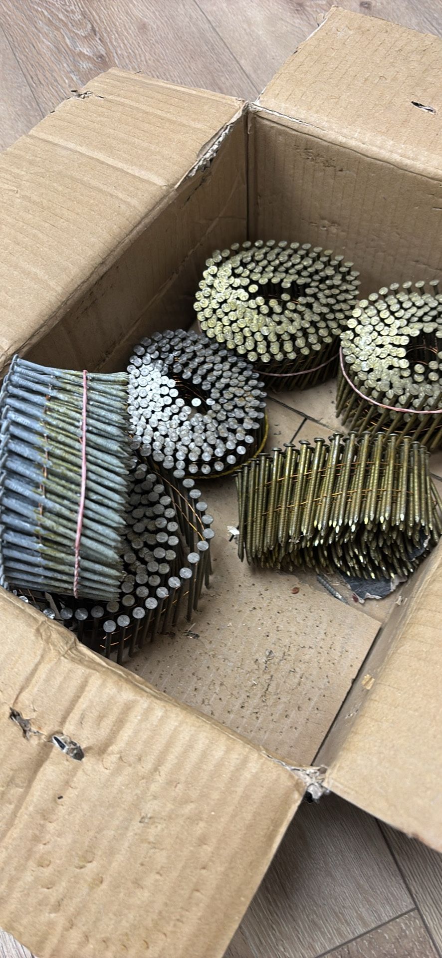 Lot Of Collated Framing Nails 2 To 3 Inches 