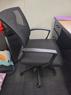Desk chair