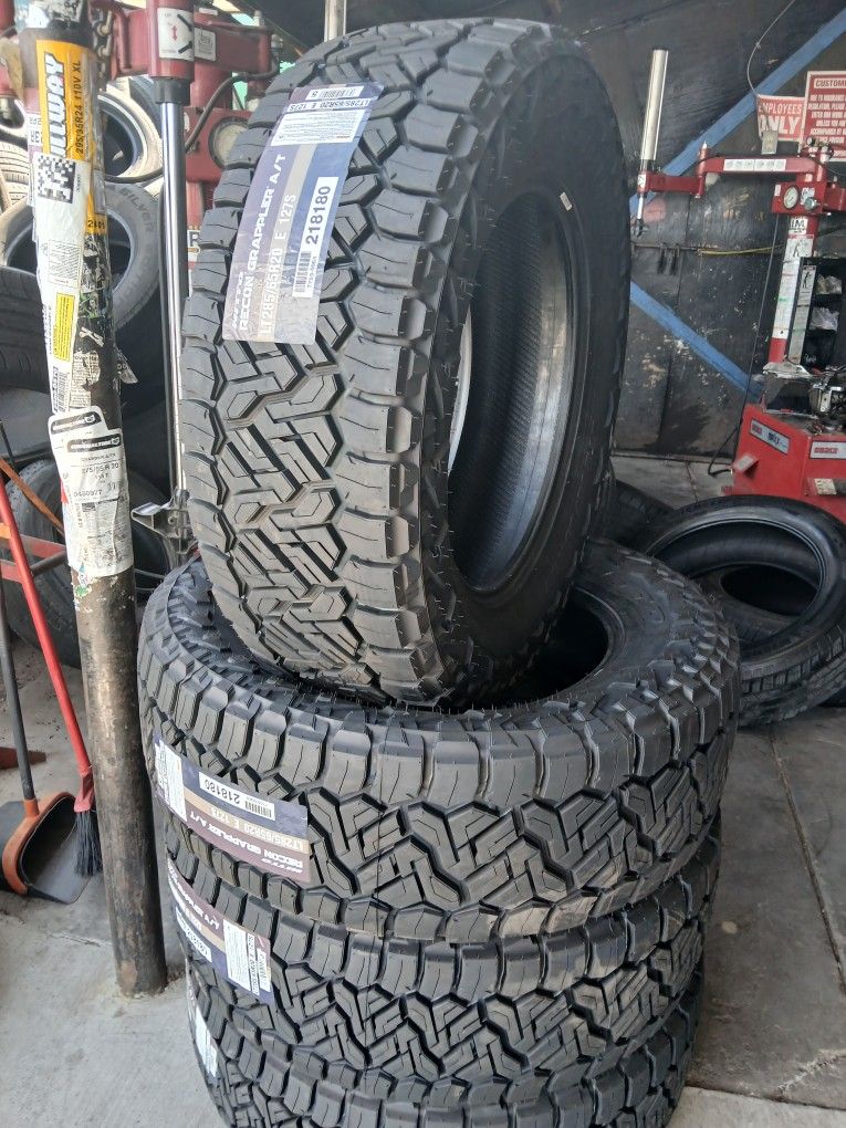 285 65 20 Nitto Recon