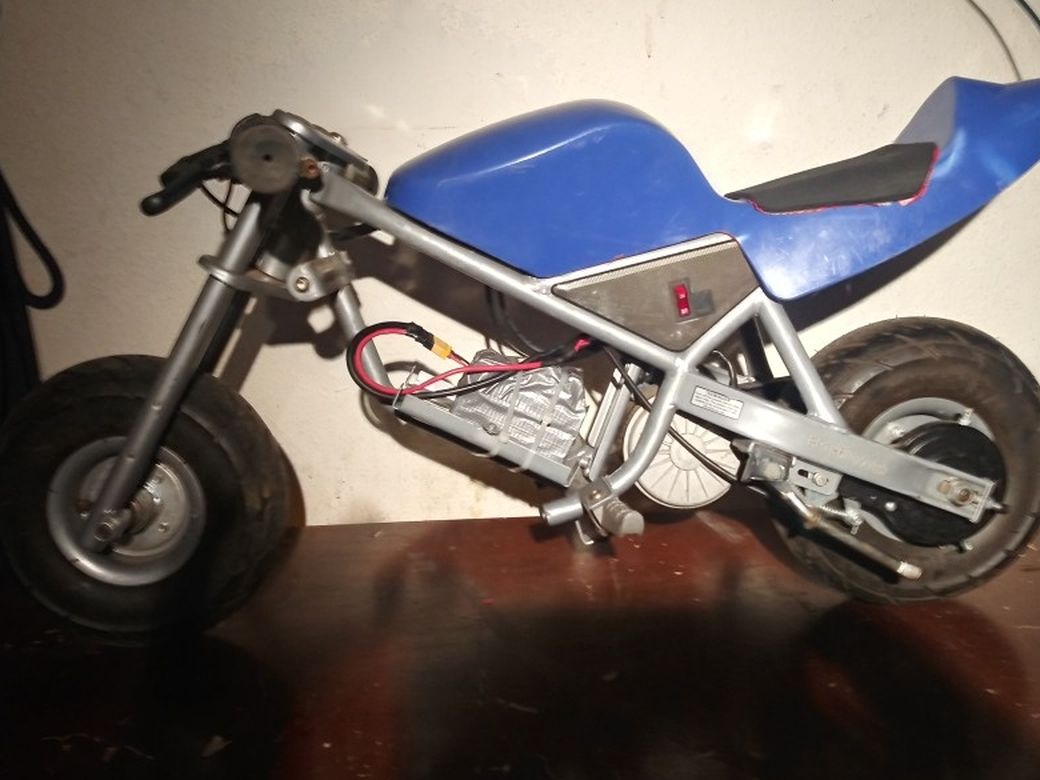 Small Electric Motorcycle