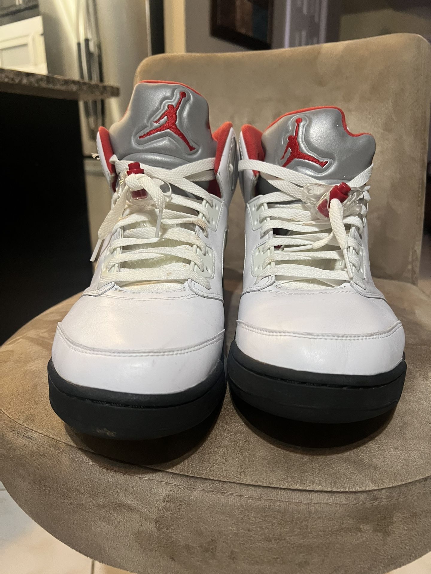 jordan 5 fire red